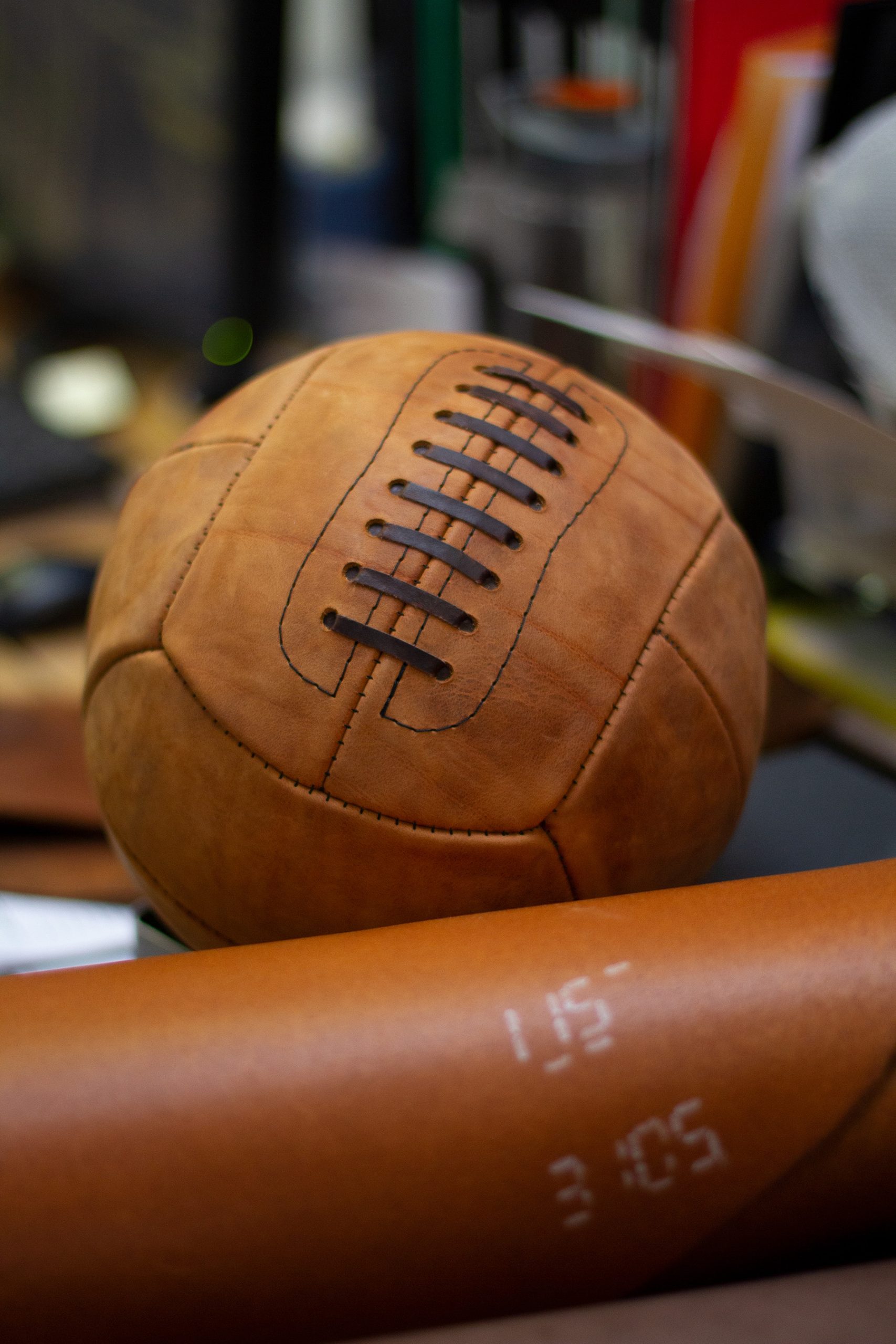 Ballon de rugby vintage - La Boutique du Collectionneur