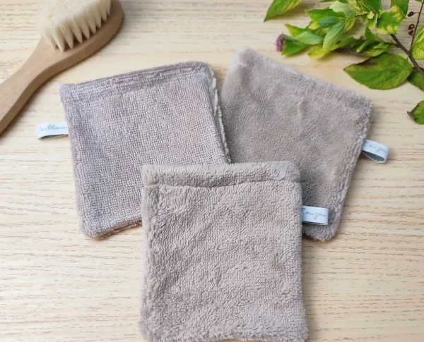 mini gants de toilette couleur taupe -zouzou cailloux
