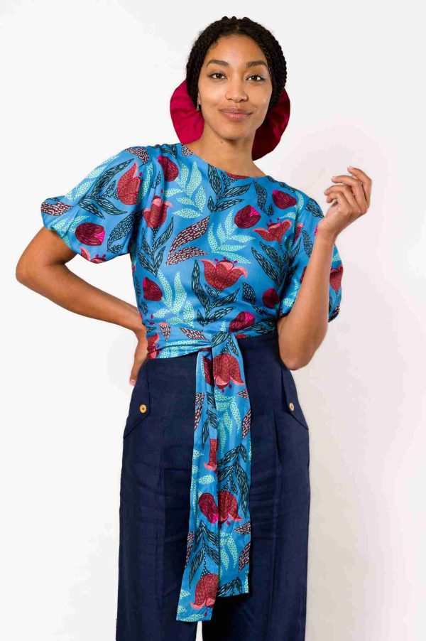 Blouse bleue à fleurs en EcoVero Nevice