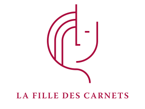 La fille des carnets logo